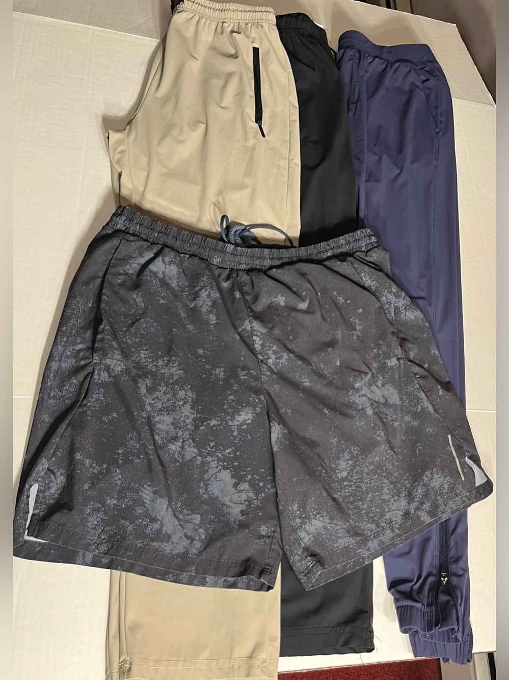Men's Medium Black/Gray/Navy Lightweight Athletic Pants/Shorts (All In Motion)